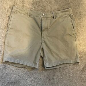 Classic Tan Men's Flat Front Shorts
